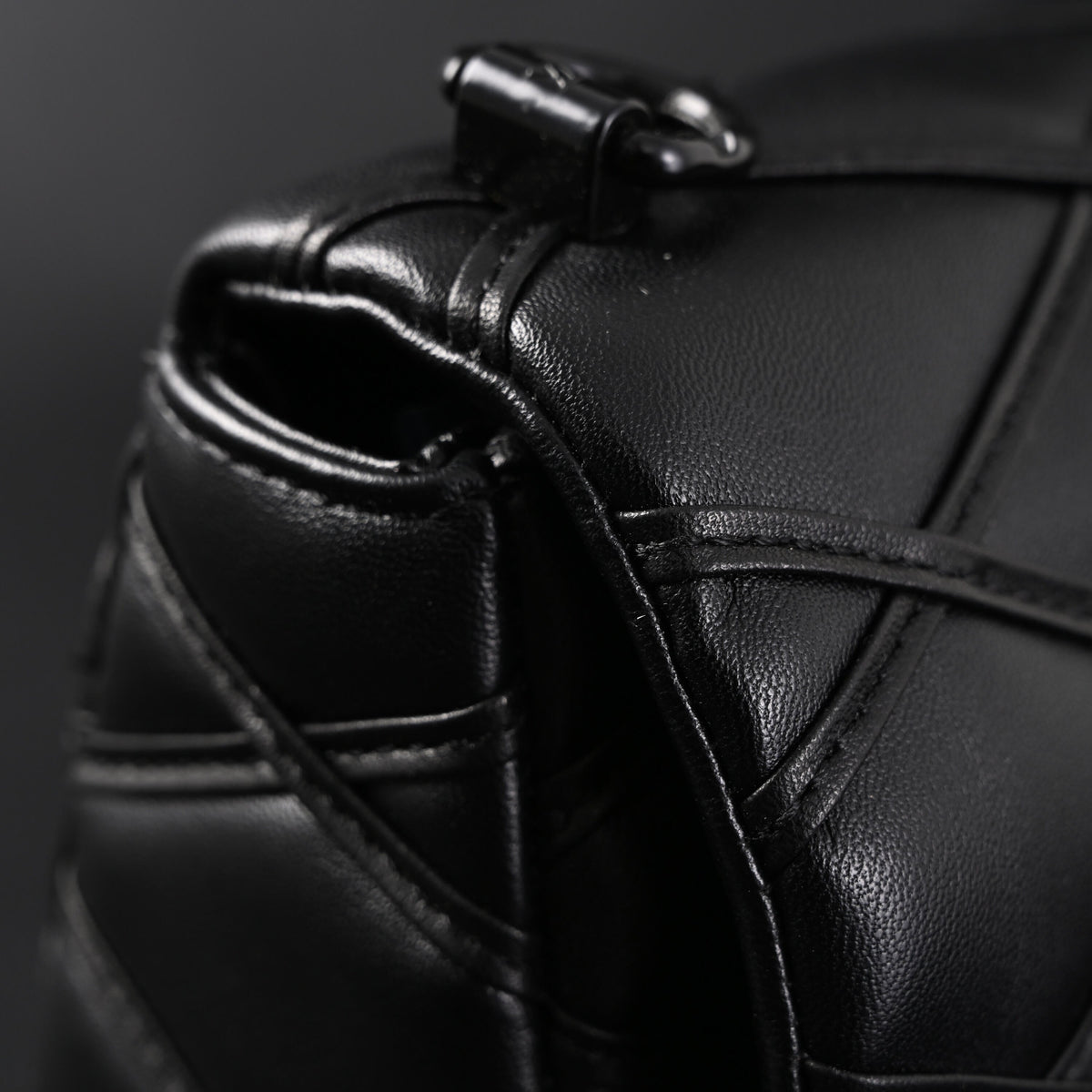 Louis Vuitton GO-14 MM Quilted Leather Chain Shoulder Bag – Black